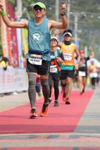 BIB: 41452
                            <button type="button" onclick="openModal(8225459)" class="btn btn-primary btn-sm float-right btn-popup" data-toggle="modal" data-target=".modal-high-quality">
                        <i class="fas fa-shopping-cart"></i> Add to Cart
                    </button>
                                            <button type="button" onclick="isThisMe(8225459, true)" class="btn btn-success btn-sm float-right btn-popup btn-isme hidden" data-toggle="tooltip" data-placement="bottom" title="นี่คือรูปของคุณใช่ไหม คลิกที่นี่เพื่อเอาเข้าอัลบั้ม">
                        <i class="fas fa-plus"></i> Add to album
                    </button>
                    <button type="button" onclick="isThisMe(8225459, false)" class="btn btn-warning btn-sm float-right btn-popup btn-isnotme hidden">
                        <i class="fas fa-ban"></i> Remove from album
                    </button>